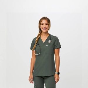 Figs Catrina One Pocket Scrub Top in Moss